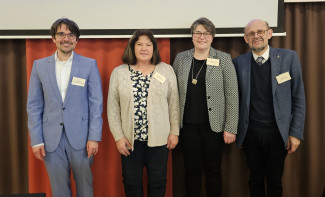 Das Präsidium der Dekanatssynode bilden (v.l.) Dekan Dr. Manuél Ceglarek, Isolde Hoch, Dr. Christine Senger, Dekan Jürgen Hacker